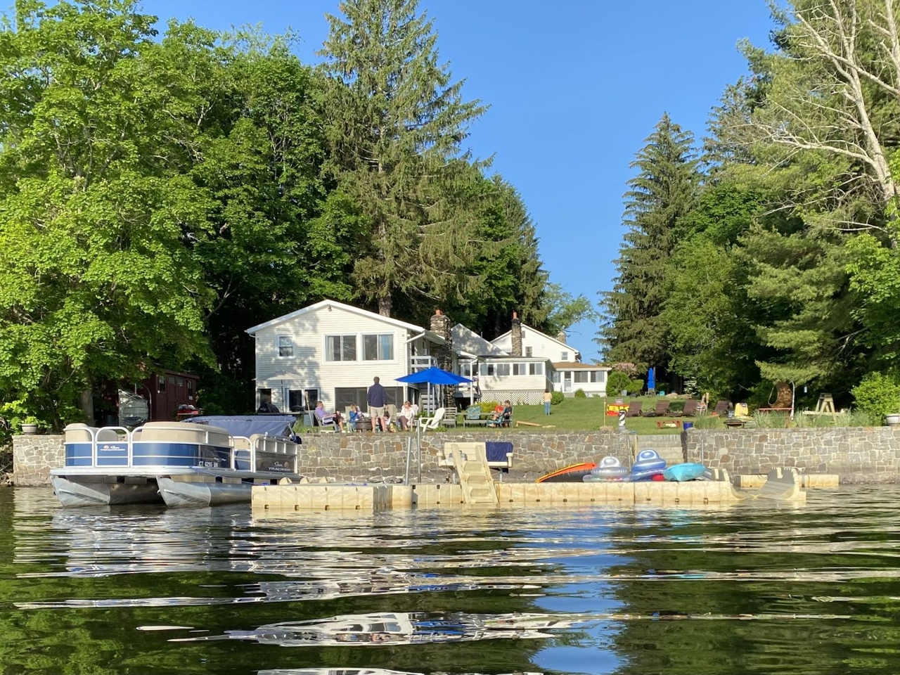 4 Delightful Lakeside Cottages in Bantam Lake Camp David